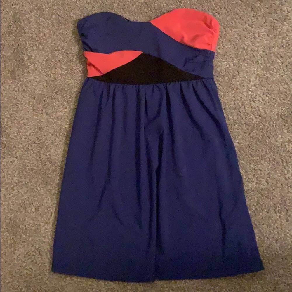 Peppermint strapless dress